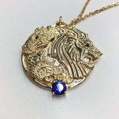 สร้อยคอทอง 18k ของผู้หญิง ของขวัญปีใหม่ สร้อยคอมังกรสิงโต