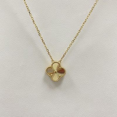 16.54 นิ้ว Alhambra Pendant Necklace 18K ทองเหลือง ยี่ห้อเครื่องประดับ