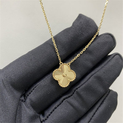 16.54 นิ้ว Alhambra Pendant Necklace 18K ทองเหลือง ยี่ห้อเครื่องประดับ