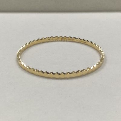ทองเหลือง 4 มิลลิเมตร ทองคํา 18k สร้อยข้อมือผู้หญิง Chaumet Bee ความรักของฉัน 18k สร้อยข้อมือทองคําแข็ง