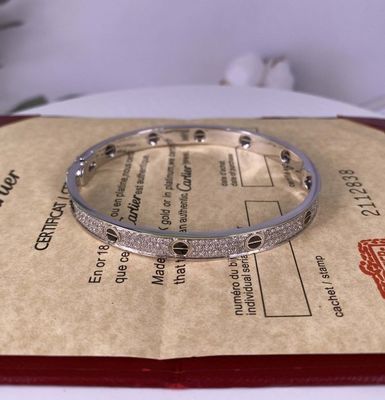 Pure 18K White Gold Bracelets  Diamond Paved Ceramic Custom Made Bracelets Luxury