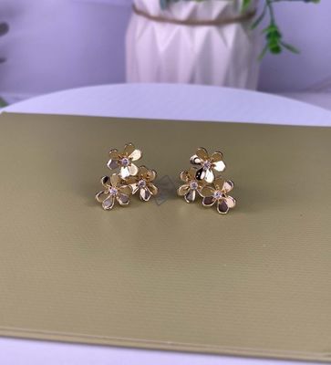 Frivole 18k 0.32 คารา ดอกไม้ หูหูทอง Mini Yellow Gold หูหูดอกไม้