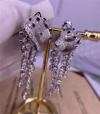 5.63 คาราท ปานเทอร์ De 18k ทองหูข้อมือทองขาว 18k หูข้อมือกับทอง Emeralds Onyx เพชร
