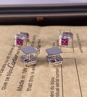 Património 18K Camisa de Ouro Branco Estribo de Ouro Branco Diamante Bolas de Ouro com Rubis Diamantes